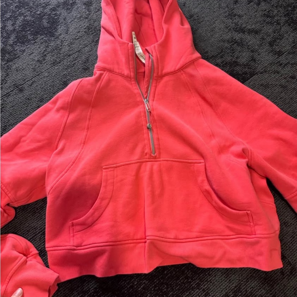 Lulu scuba half zip M/L